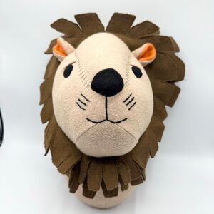 Pillowfort Felt Lion Head Wall Hanging Decor